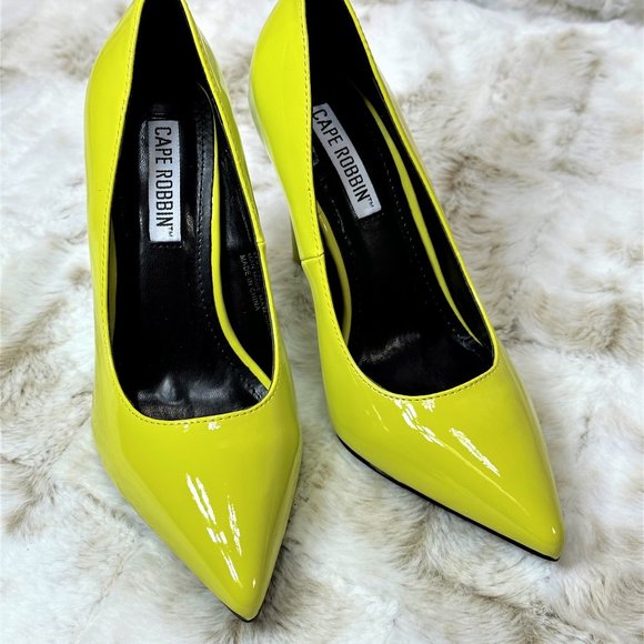 Cape Robbin Lime Yellow 4" Stiletto Pumps - Picture 2 of 8
